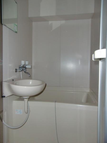 クレセントトミザワのバス画像