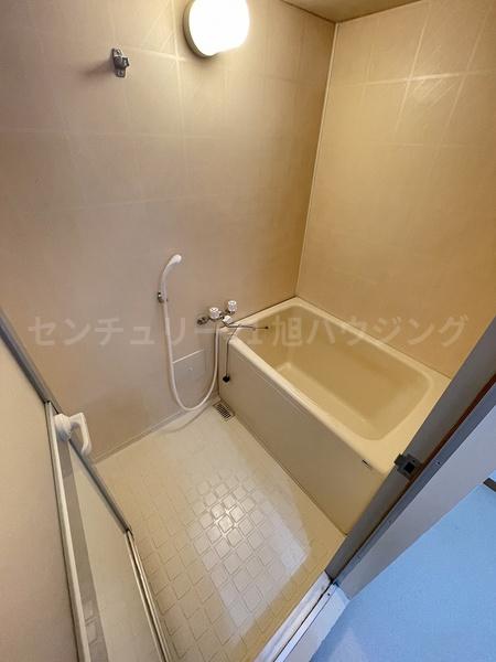 五香屋プラザビルのバス画像