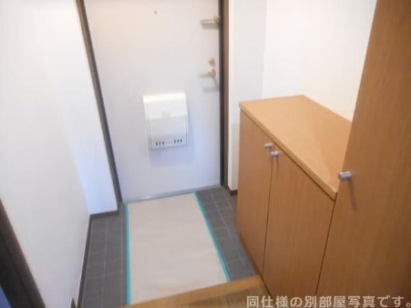 パーク エレガンス K.Tの玄関画像