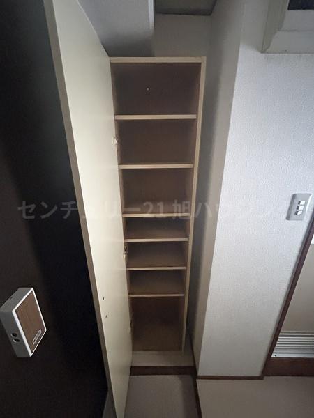第二エステートオギモトの収納画像