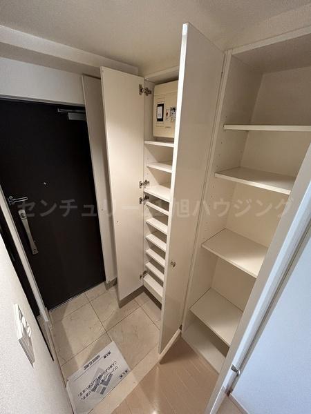 グランドカーサ調布国領の玄関画像