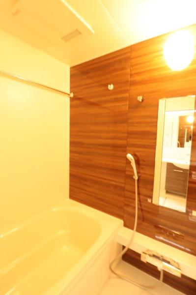 CASAFELIZのバス画像