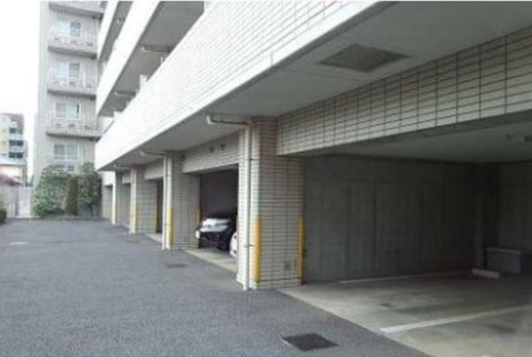 クラッサ調布の駐車場画像