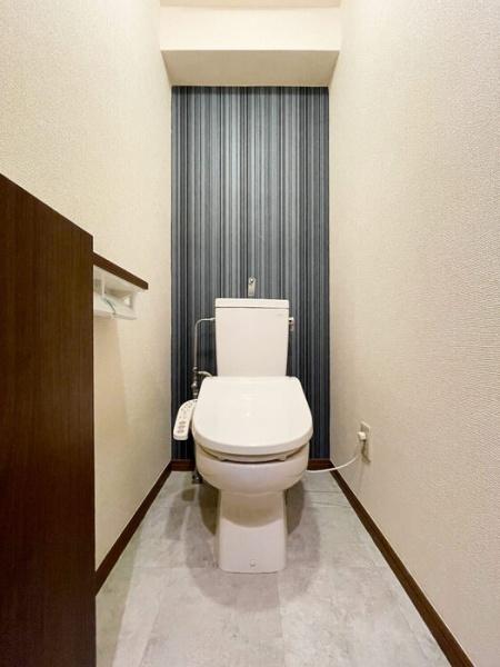 シャイニーヒルのトイレ画像