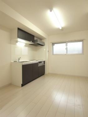 リブリ・ラウレアのキッチン画像