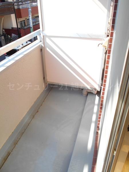 第二エステートオギモトのバルコニー画像