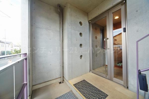 深大寺東町6丁目一棟の玄関画像