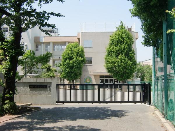 セントラルパレス１５の小学校画像