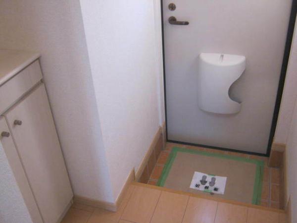 ル　プレジールの玄関画像