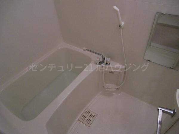 レジディア調布のバス画像