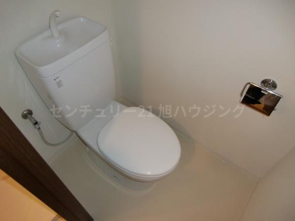 レジディア調布のトイレ画像