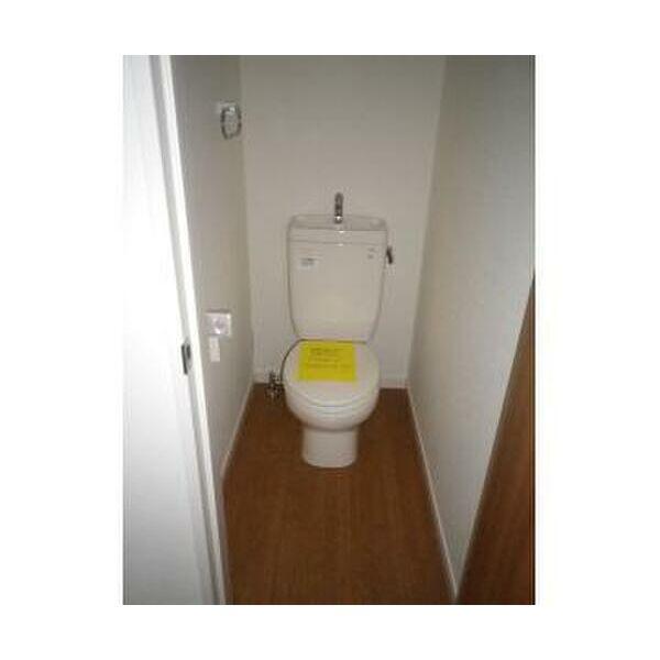 カーサ・ラルーチェのトイレ画像