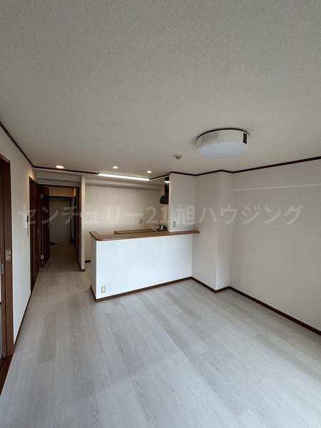 PureCrestのリビング画像