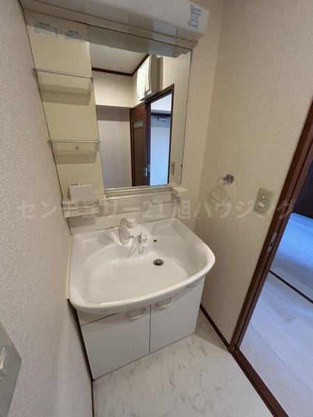 PureCrestの洗面台・洗面所画像