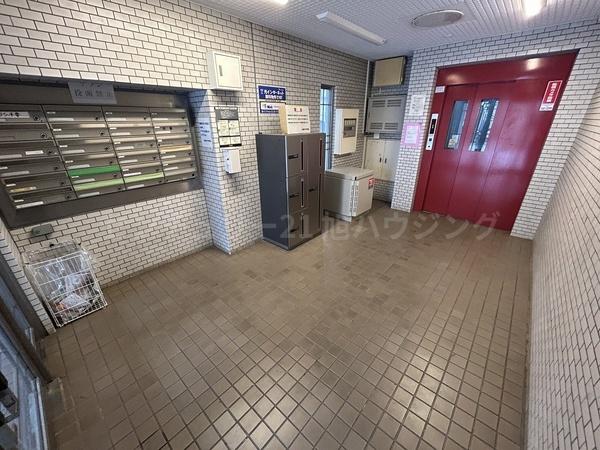 五香屋プラザビルのエントランス画像