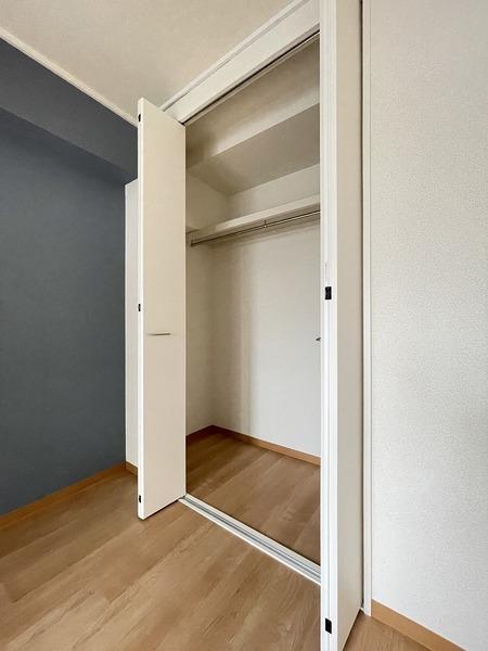 五香屋プラザビルの収納画像