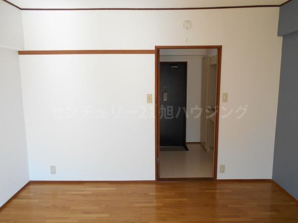 第二エステートオギモトの洋室画像