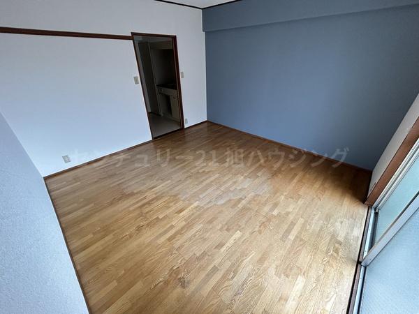 第二エステートオギモトの洋室画像