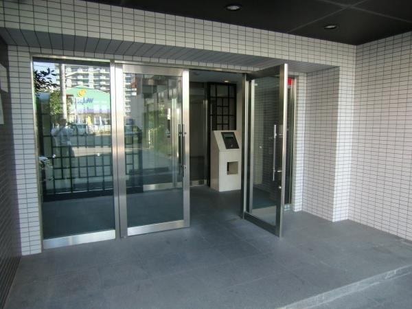 レディアス調布国領のエントランス画像