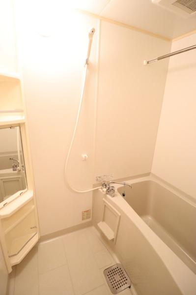 エスペランサ・シマのバス画像