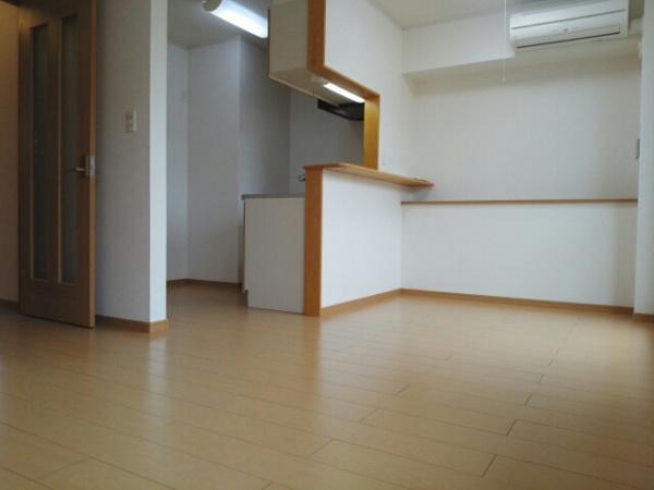 エレガンシアのリビング画像