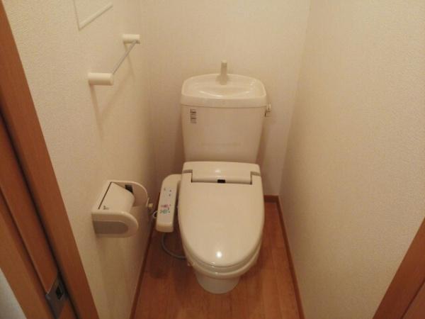 エレガンシアのトイレ画像