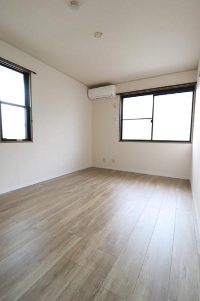 ガーデンヒル2のリビング画像