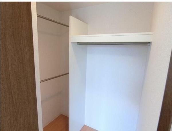 レジディア調布の収納画像