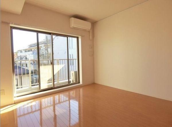 レジディア調布のリビング画像