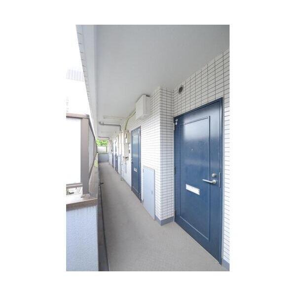 メゾン・ド・調布の玄関画像