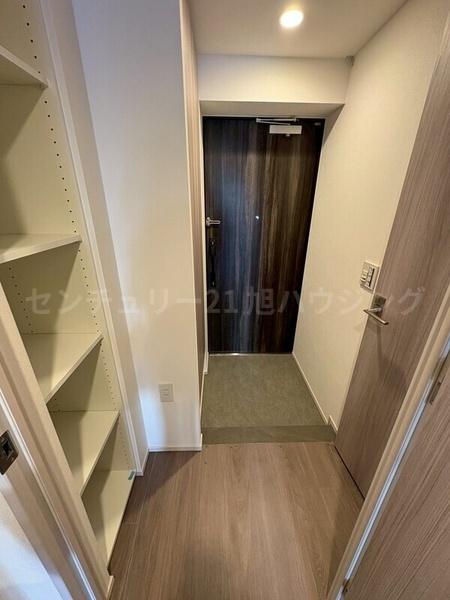 LUMINOUSつつじケ丘の玄関画像