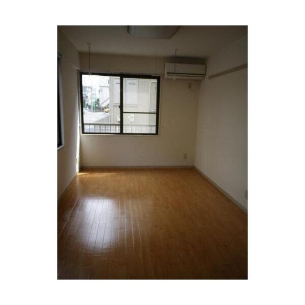 メゾン・ド・調布のリビング画像