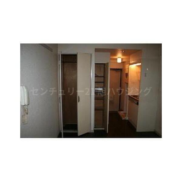 メゾン・ド・調布の玄関画像