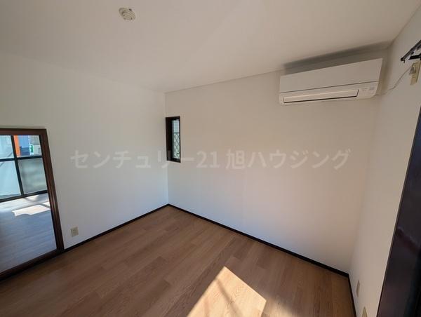 センチュリーセピアの洋室画像