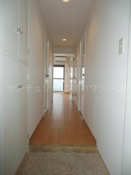 五香屋プラザビルの玄関画像