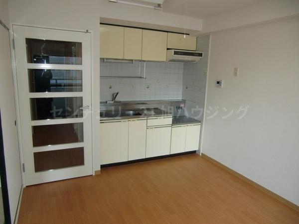 五香屋プラザビルのリビング画像