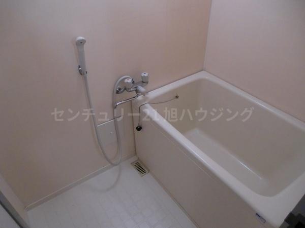 五香屋プラザビルのバス画像