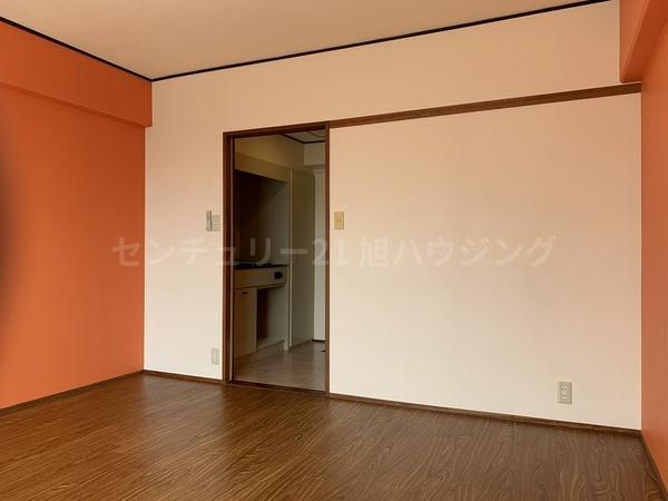 第二エステートオギモトの洋室画像