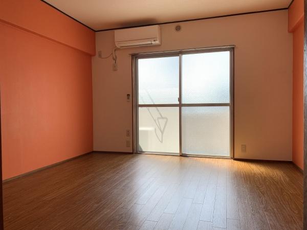 第二エステートオギモトのリビング画像