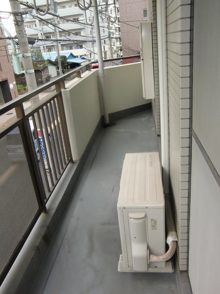 モンターニュ国領のバルコニー画像