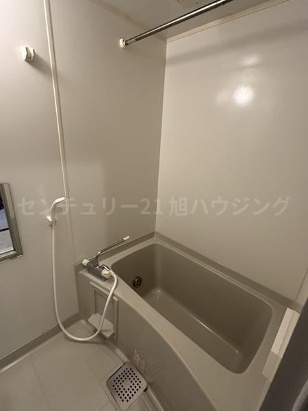 PureCrestのバス画像
