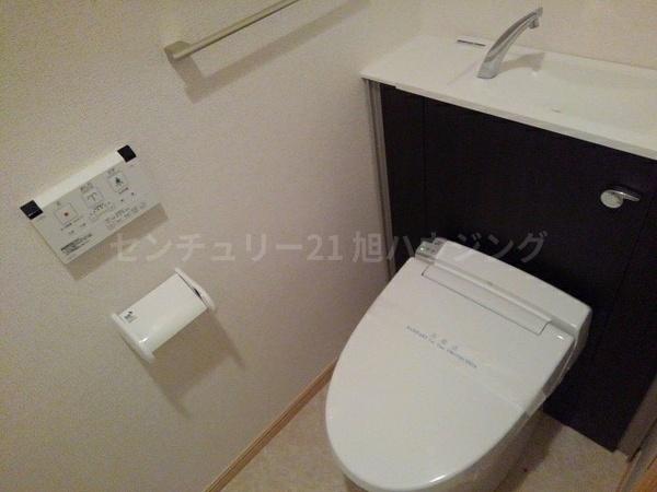 フロレスタのトイレ画像