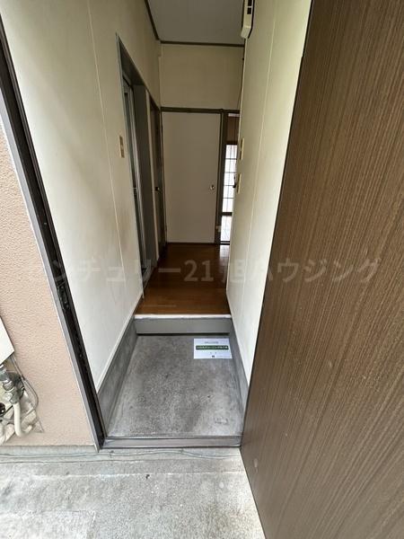 ハウス一美の玄関画像