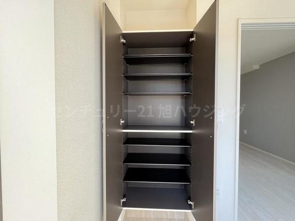 レオンの玄関画像