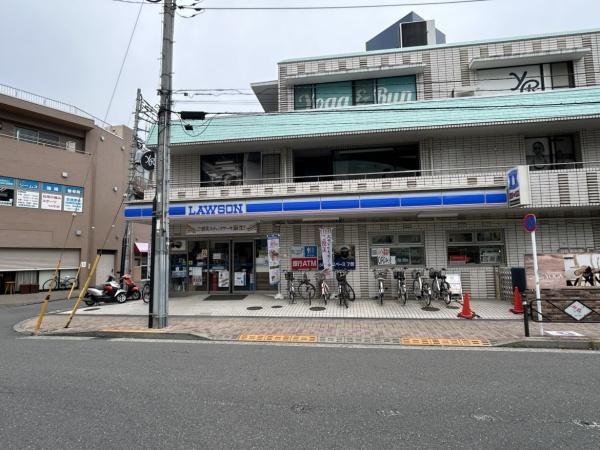 グレンピーク国領のコンビニ画像