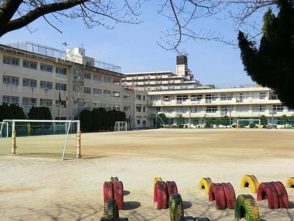 【建築条件なし】松戸市二ツ木　～全１区画～の小学校画像