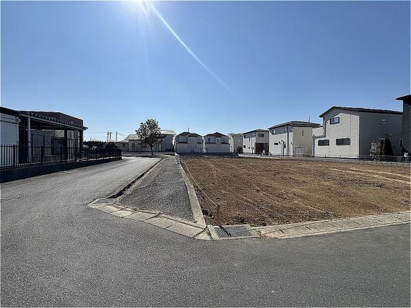 流山市鰭ケ崎の土地の前面道路含む現地写真画像