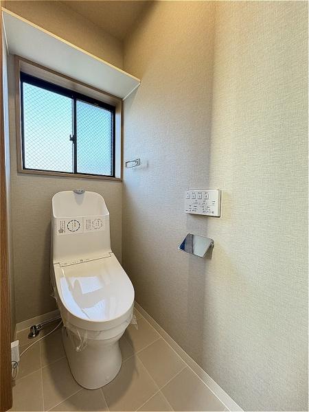 東水元6丁目　中古戸建のトイレ画像