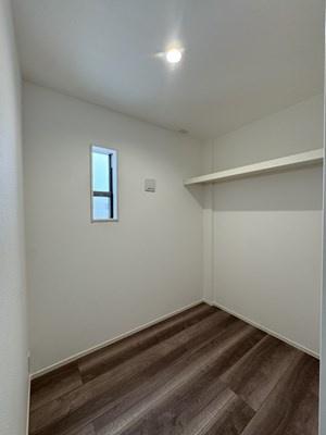 松戸市常盤平４丁目の新築一戸建の収納画像