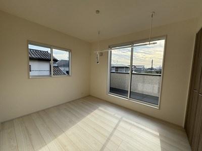 【内覧予約受付中】常盤平西窪町~全2棟~の洋室画像